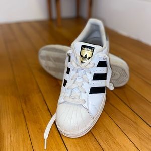 Adidas Superstar Sneakers